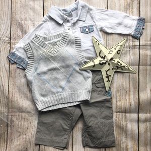 Beautiful Mexx Suit size 3-6 months